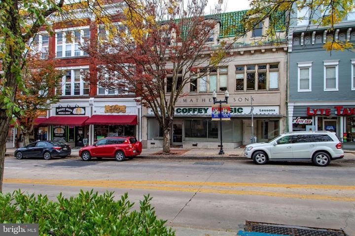 31-33 E Main St, Westminster, MD à vendre - Photo de l’immeuble – Image 2 sur 11