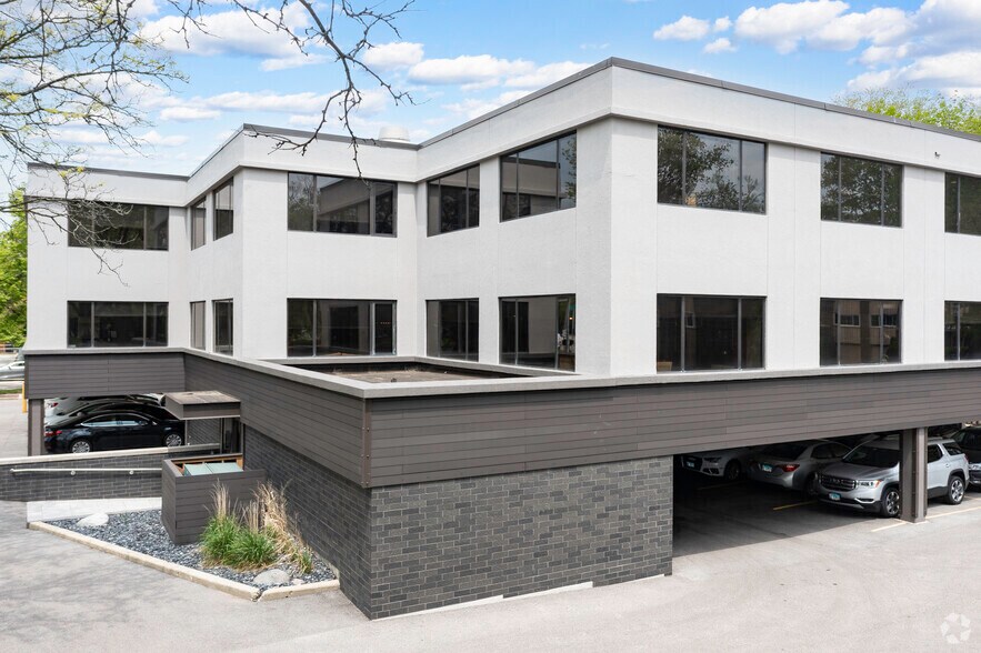 444 Skokie Blvd, Wilmette, IL à louer - Photo de l’immeuble – Image 2 sur 17