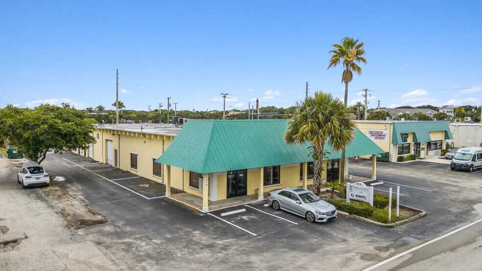 1516 Cypress Dr, Jupiter, FL à louer - Photo de l’immeuble – Image 2 sur 5