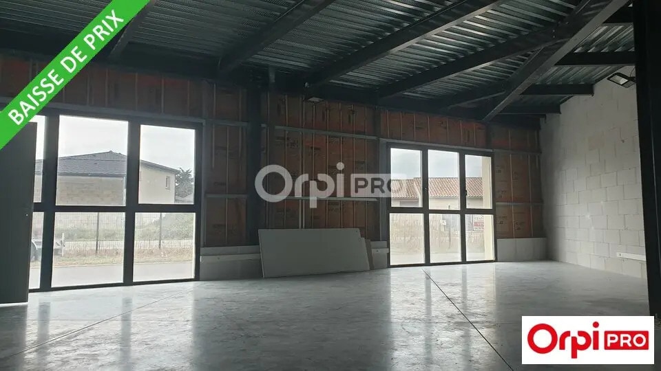 Local d’activités dans Alixan à louer - Photo de l’immeuble – Image 1 sur 3
