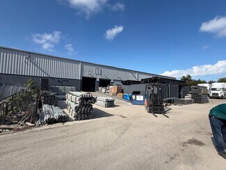 Plus de détails pour 11475-11487 Rocket Blvd, Orlando, FL - Local d'activités à louer