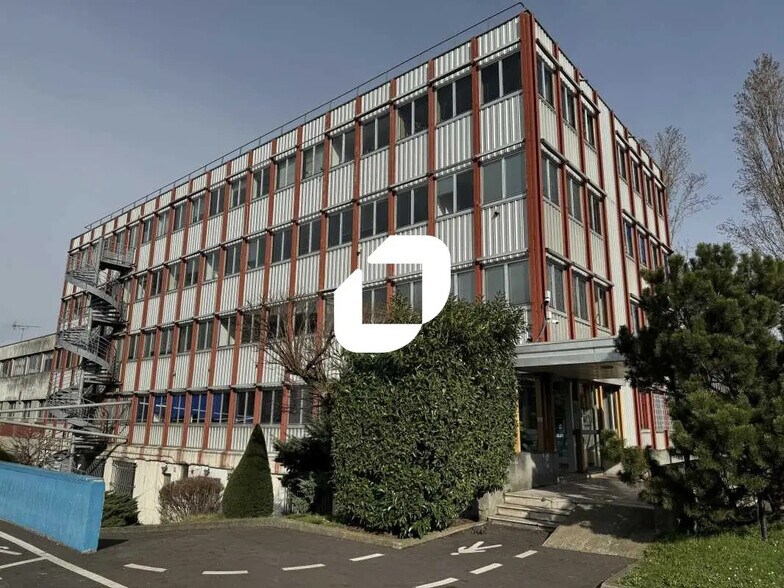16 Rue Des Oliviers, Thiais à louer - Photo de l’immeuble – Image 1 sur 17