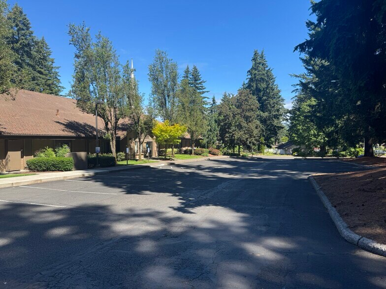 14219 49th St, Vancouver, WA à vendre - Photo de l’immeuble – Image 3 sur 15