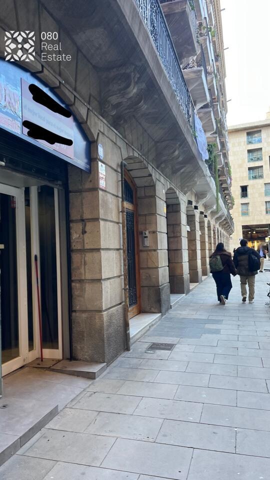 Local commercial dans Barcelone, Barcelona à louer Photo de l’immeuble– Image 1 sur 3