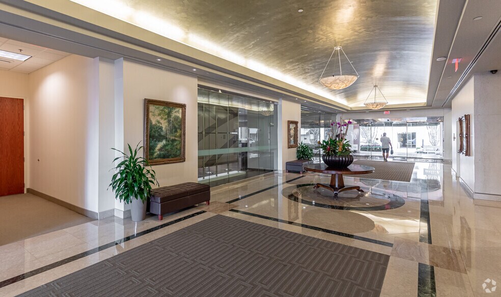150 E Palmetto Park Rd, Boca Raton, FL à louer - Hall d’entrée – Image 2 sur 4