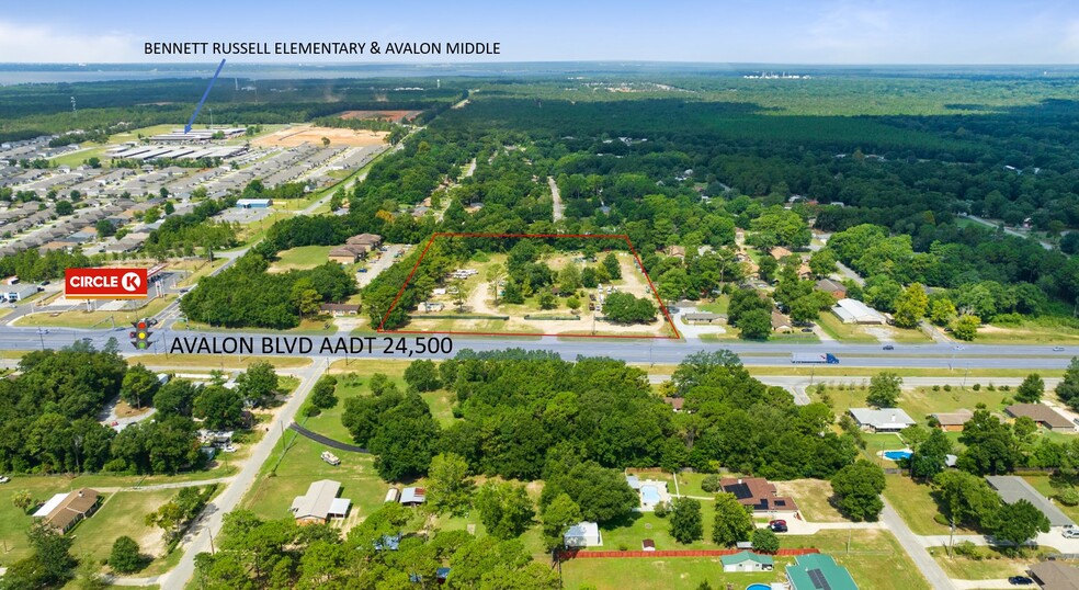 3851 Avalon Blvd, Milton, FL à vendre - Photo de l’immeuble – Image 1 sur 4