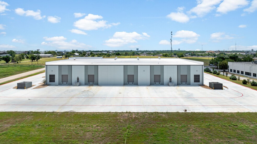 1720 Eberhart Rd, Temple, TX à louer - Photo de l’immeuble – Image 3 sur 24