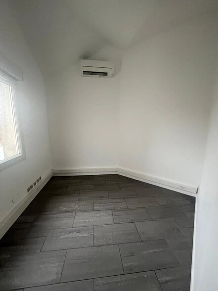 1 Rue De La Garenne, Bry-sur-Marne à louer - Photo de l’immeuble – Image 3 sur 5