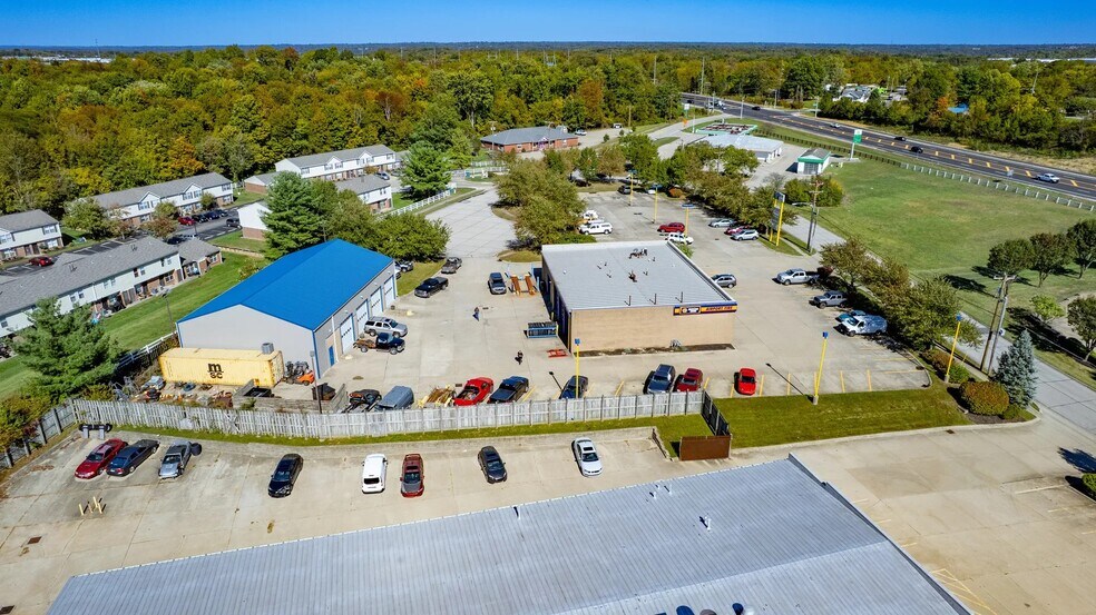 2919 Hebron Park Dr, Hebron, KY à vendre - Photo de l’immeuble – Image 2 sur 4