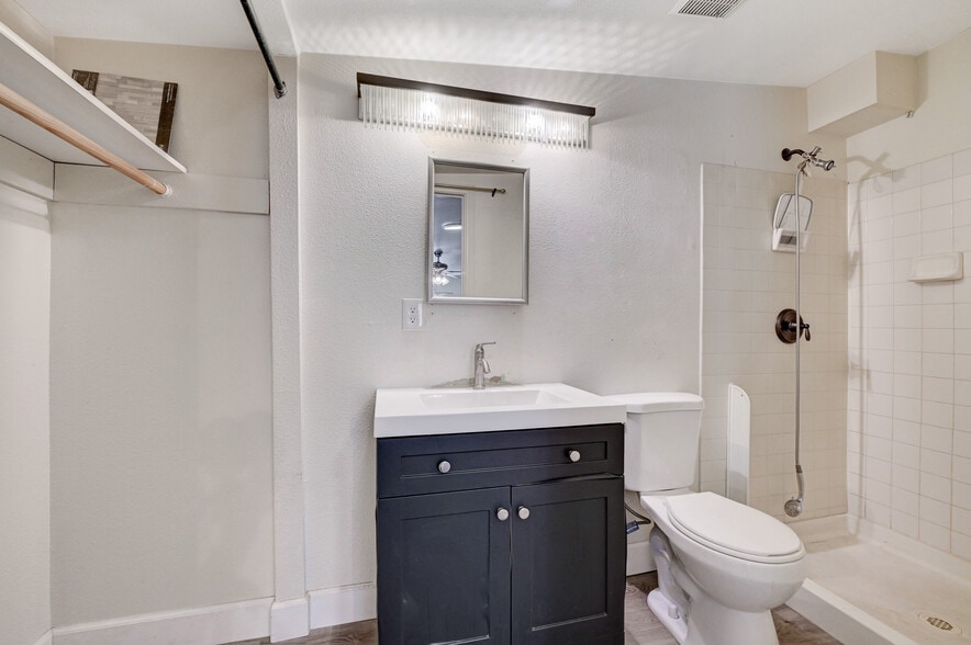 1820 Willow Trl, Las Vegas, NV à vendre - Photo intérieure – Image 3 sur 18