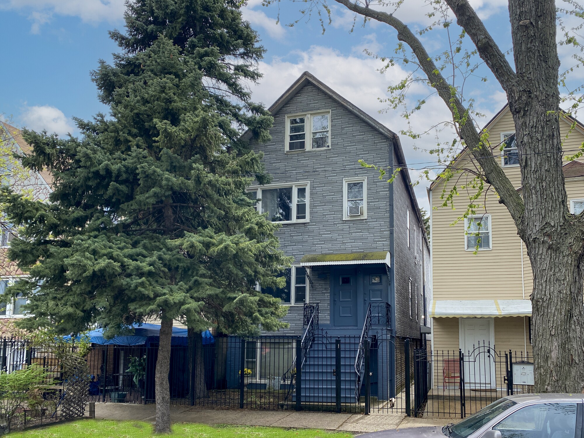 4411 W Walton St, Chicago, IL à vendre Photo de l’immeuble– Image 1 sur 11