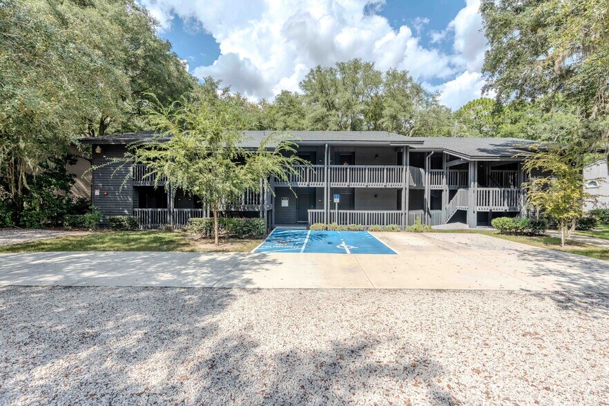 3145 Ravines Rd, Middleburg, FL à vendre - Photo de l’immeuble – Image 2 sur 20