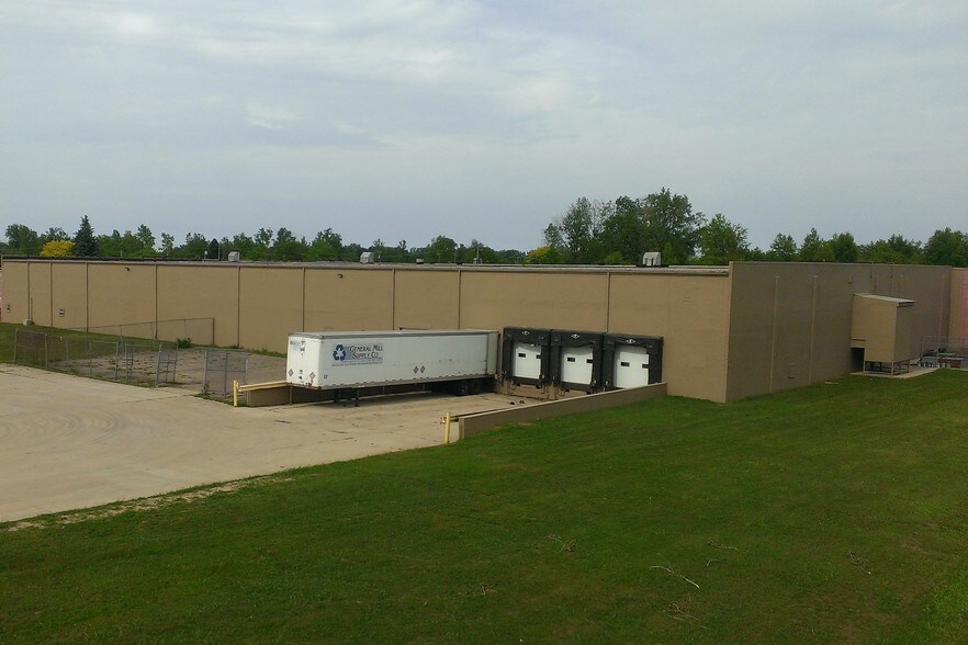 334 E Soper Rd, Bad Axe, MI à louer - Photo de l’immeuble – Image 3 sur 11