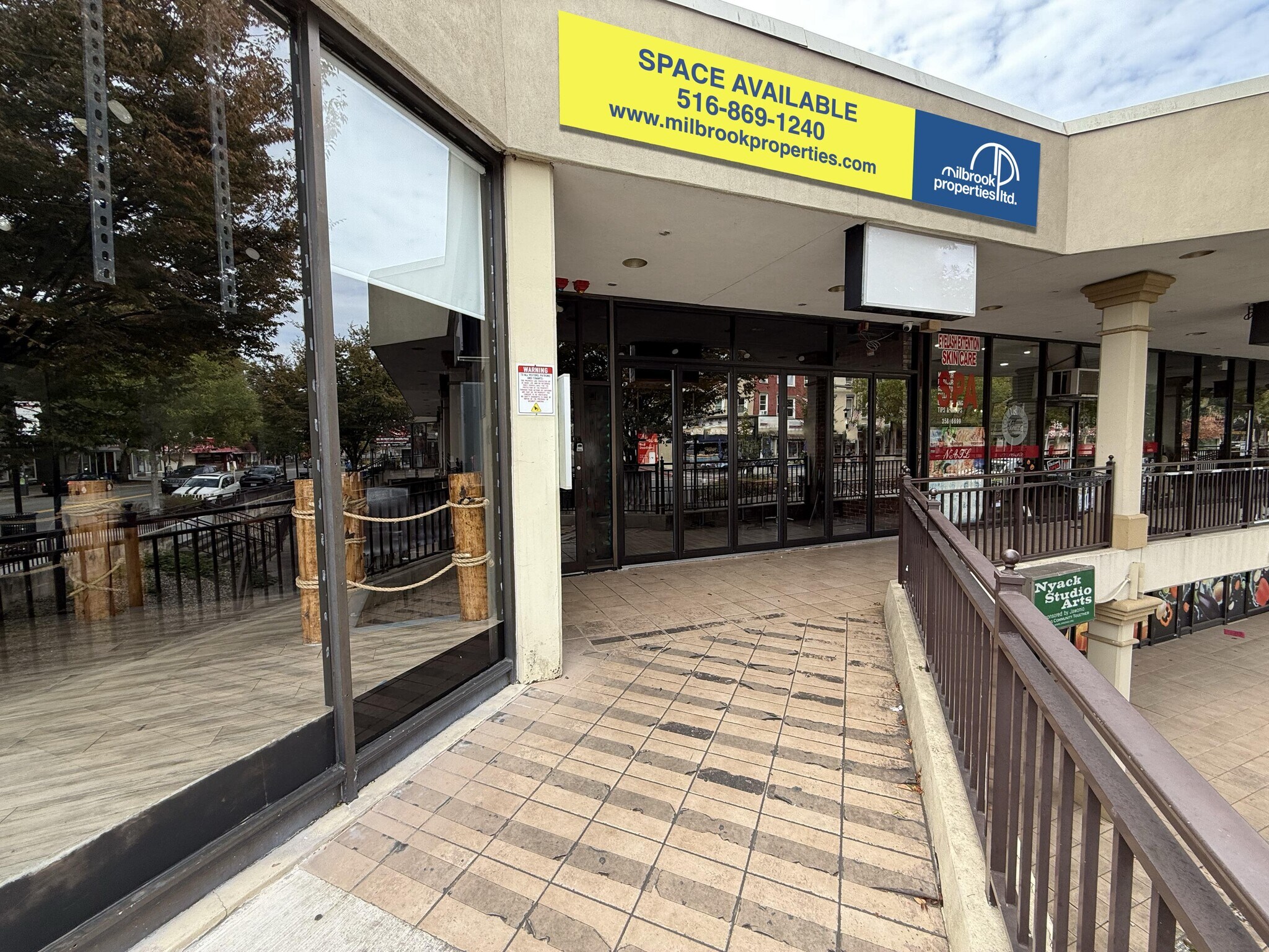 117-125 Main St, Nyack, NY à louer Photo intérieure– Image 1 sur 8