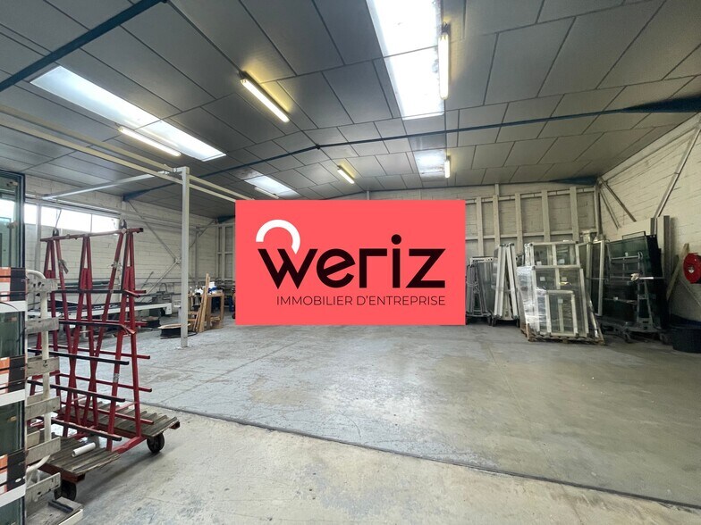 Industriel/Logistique dans Vitrolles à louer - Photo de l’immeuble – Image 3 sur 10