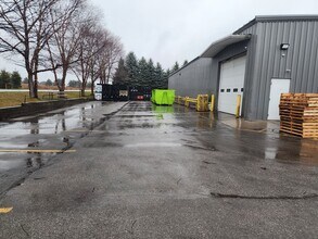 6220 S Railway Cmn, Williamsburg, MI à louer Photo de l’immeuble– Image 2 sur 12