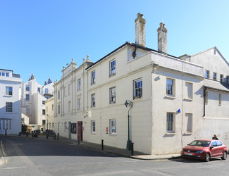 Plus de détails pour 11 Upper Market St, Hove - Bureau à louer