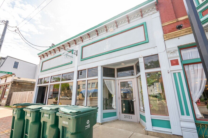 2015 Madison rd, Cincinnati, OH à louer - Photo de l’immeuble – Image 3 sur 12