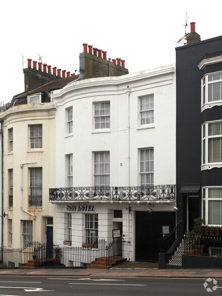 26 Upper Rock Gdns, Brighton à vendre - Photo de l’immeuble – Image 2 sur 2