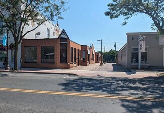 Plus de détails pour 153 Brock St N, Whitby, ON - Bureau à louer