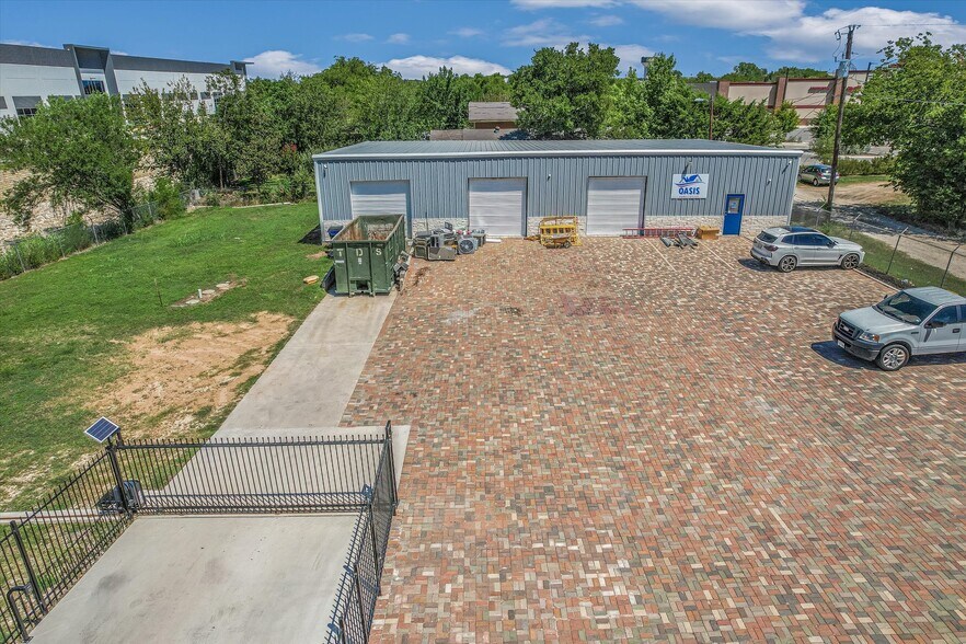 150 Rodriguez, Buda, TX à vendre - Photo de l’immeuble – Image 3 sur 22