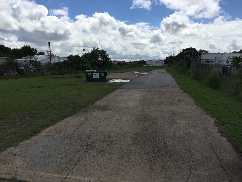 3325 S Main St, Pearland, TX à louer - Photo de l’immeuble – Image 2 sur 7