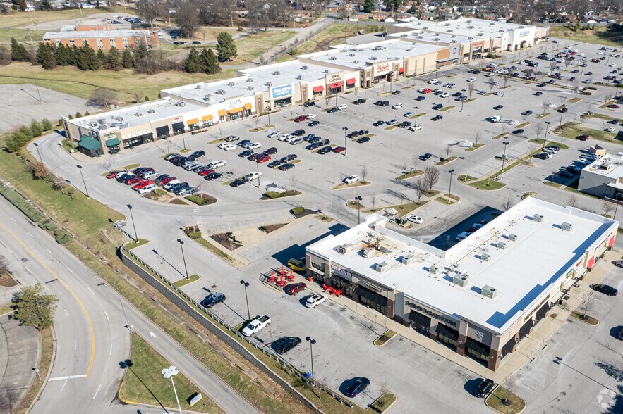 4901 Outer Loop, Louisville, KY à louer - Aérien – Image 2 sur 3