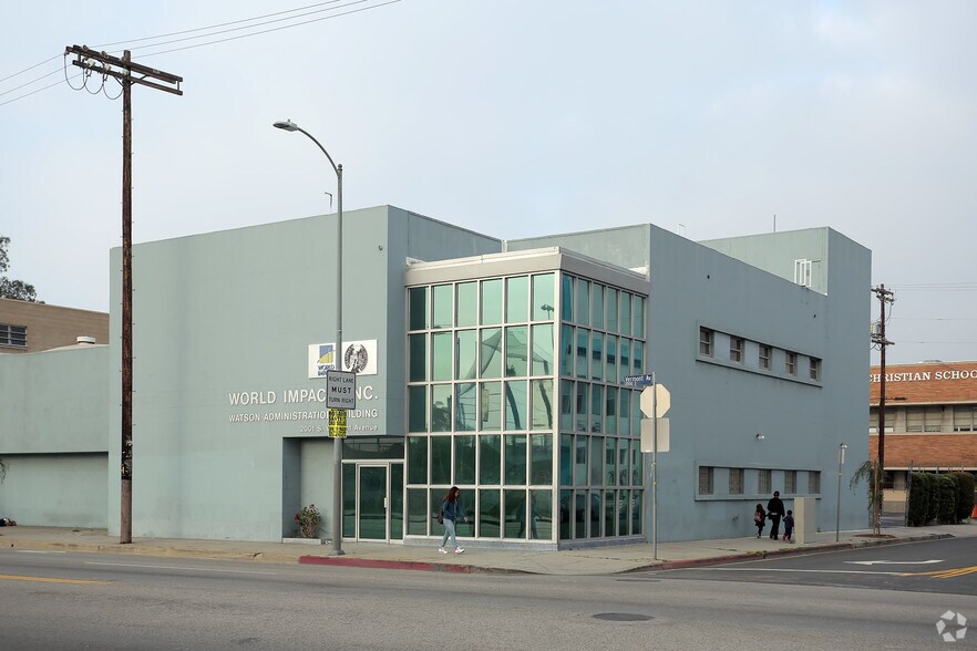 2001 S Vermont Ave, Los Angeles, CA à louer - Photo principale – Image 1 sur 10