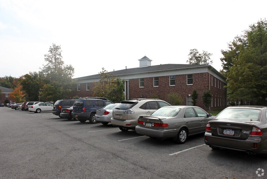 3045 Southwestern Blvd, Orchard Park, NY à louer - Photo principale – Image 3 sur 15