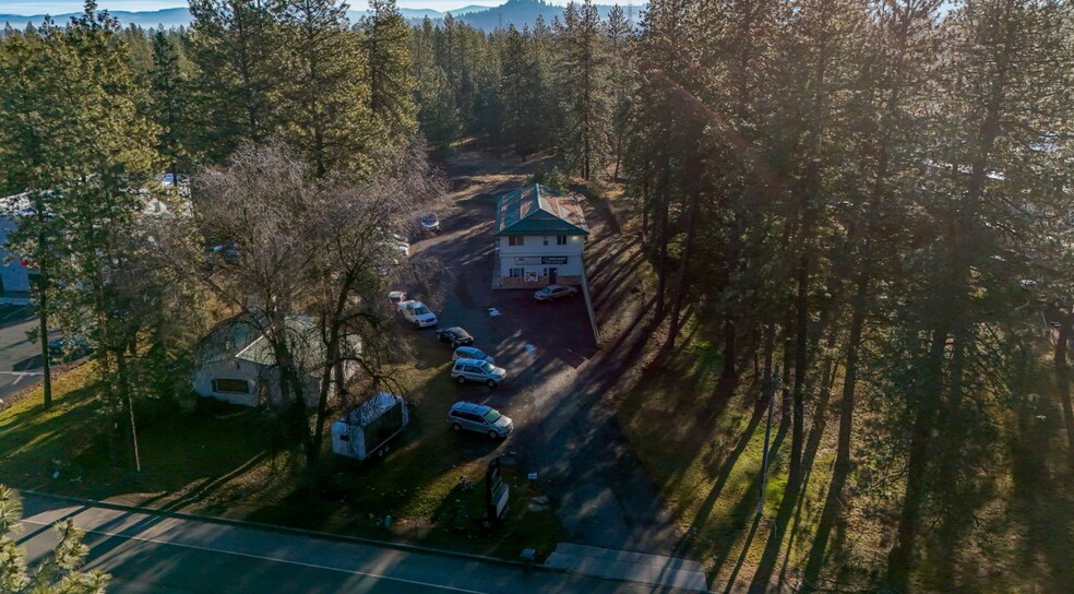 11324 N Newport Hwy, Spokane, WA à vendre - Photo de l’immeuble – Image 2 sur 3