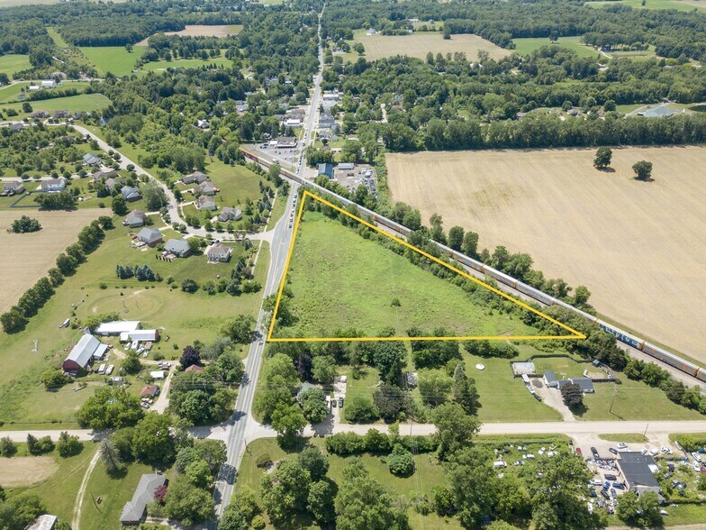 10467 Willis Rd, Willis, MI à vendre - Photo de l’immeuble – Image 2 sur 11