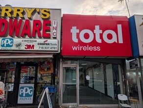 72-82 E 167th St, Bronx, NY à louer Photo de l’immeuble– Image 2 sur 5