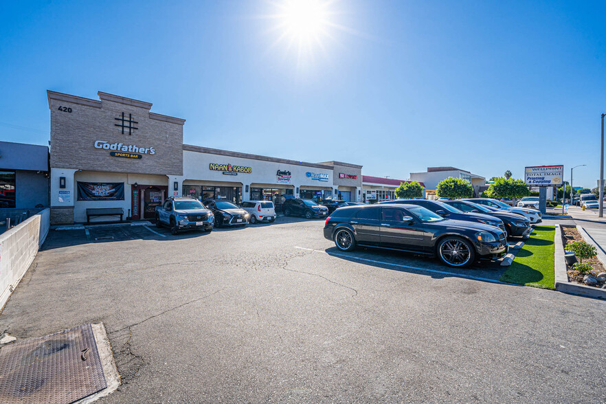 410-420 E 1st St, Tustin, CA à vendre - Photo de l’immeuble – Image 3 sur 4