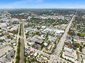 911-913 NE 4th Ave, Fort Lauderdale, FL - VUE AÉRIENNE  vue de carte - Image1