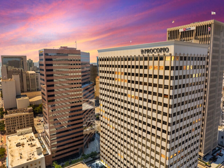 525 B St, San Diego, CA à vendre - Photo de l’immeuble – Image 2 sur 12