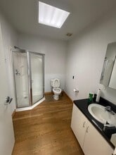 49-01 5th St, Long Island City, NY à louer Photo intérieure– Image 2 sur 3