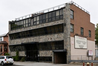 Plus de détails pour 42-21-42-23 Francis Lewis Blvd, Bayside, NY - Bureau à vendre