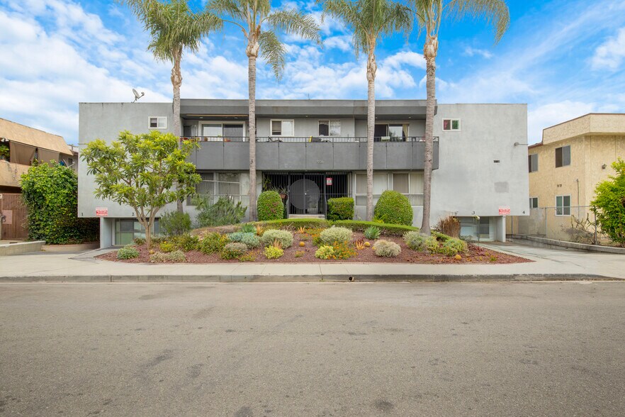1936-1938 S Corning St, Los Angeles, CA à vendre - Photo de l’immeuble – Image 2 sur 36