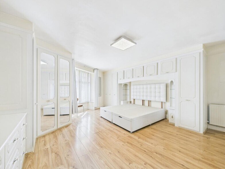 10A Sun St, Canterbury à vendre - Photo de l’immeuble – Image 2 sur 31