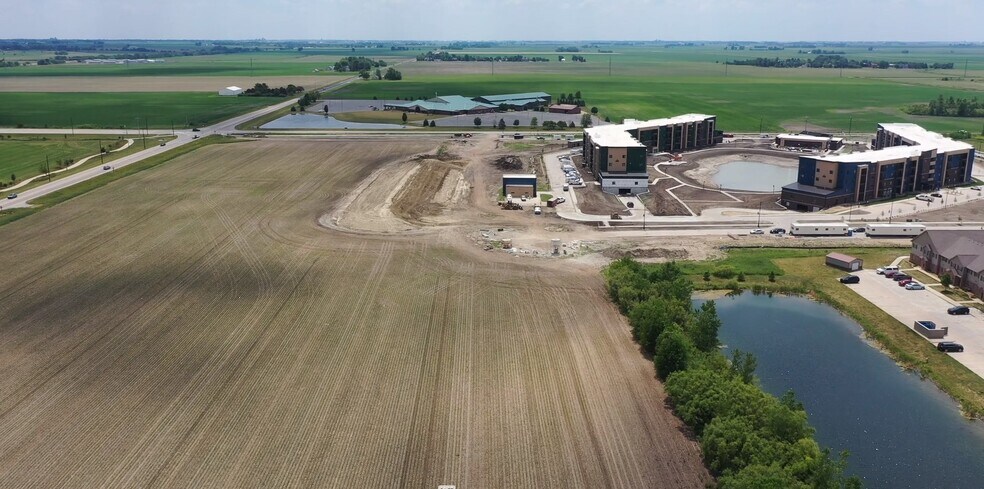 4403 Legends Dr, Champaign, IL à vendre - Photo de l’immeuble – Image 3 sur 4