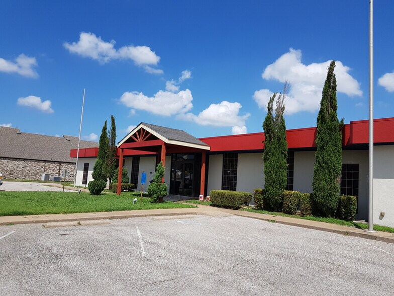1023 S Greenville Ave, Allen, TX à louer - Photo principale – Image 1 sur 5
