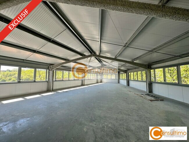 Plus de détails pour Bureau à vendre