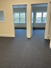 1341 Hamburg Tpke, Wayne, NJ à louer Photo intérieure– Image 2 sur 7