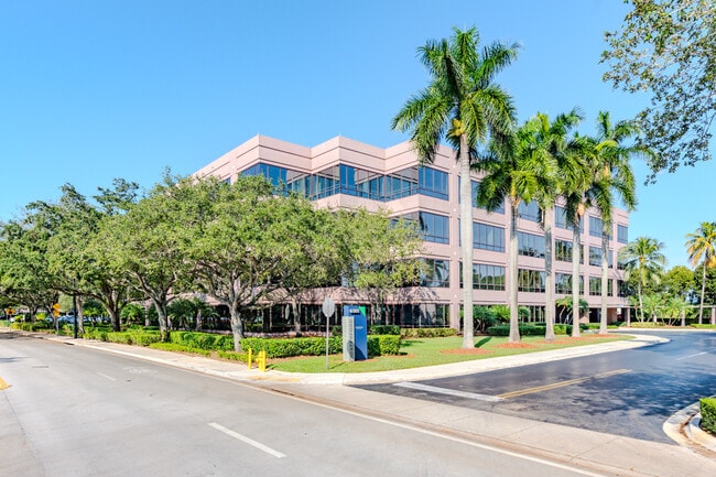 Plus de détails pour 6303 Blue Lagoon Dr, Miami, FL - Bureau à louer