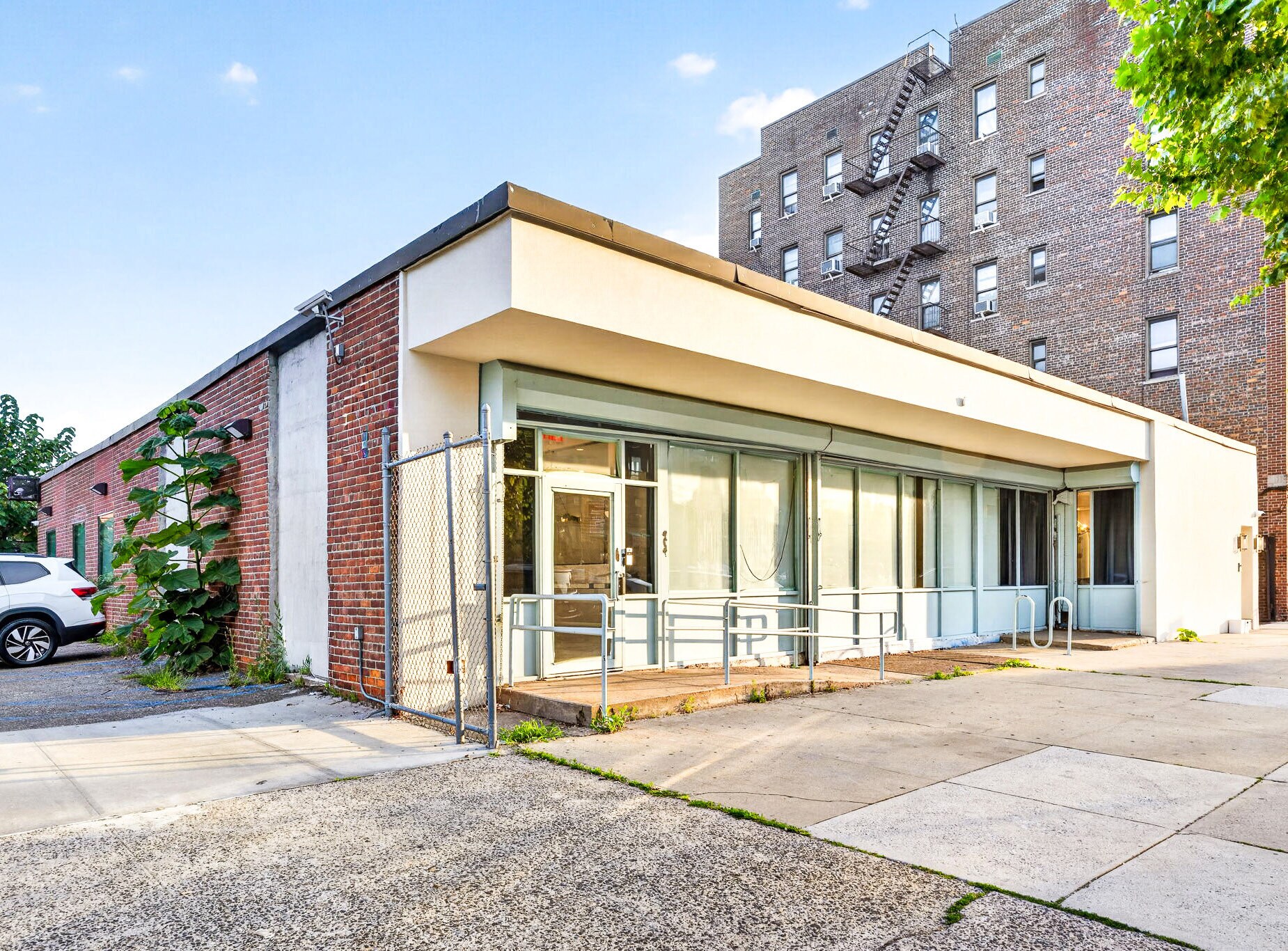 840 Lefferts Ave, Brooklyn, NY à louer Photo principale– Image 1 sur 2