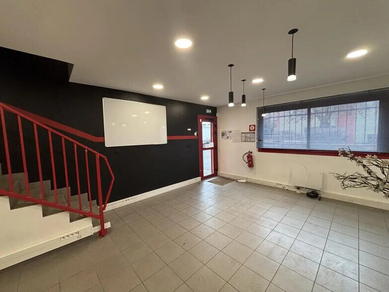 Industriel/Logistique dans Mitry-Mory à louer - Photo de l’immeuble – Image 3 sur 14