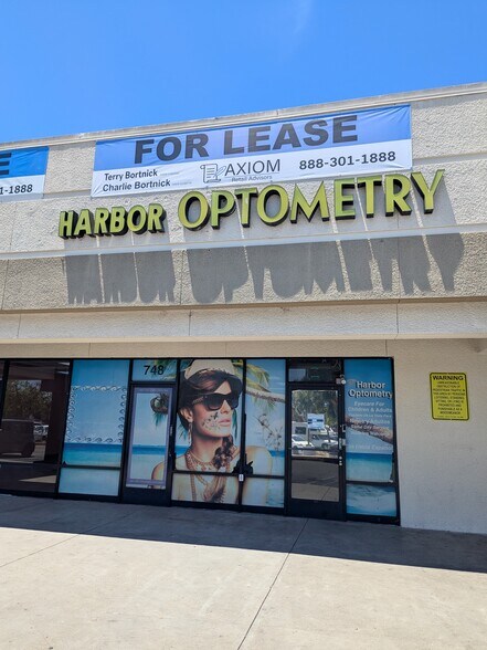 770-840 S Harbor Blvd, Santa Ana, CA à louer - Photo de l’immeuble – Image 3 sur 4