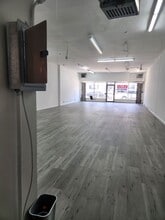 7904-7912 Parsons Blvd, Flushing, NY à louer Photo intérieure– Image 1 sur 9