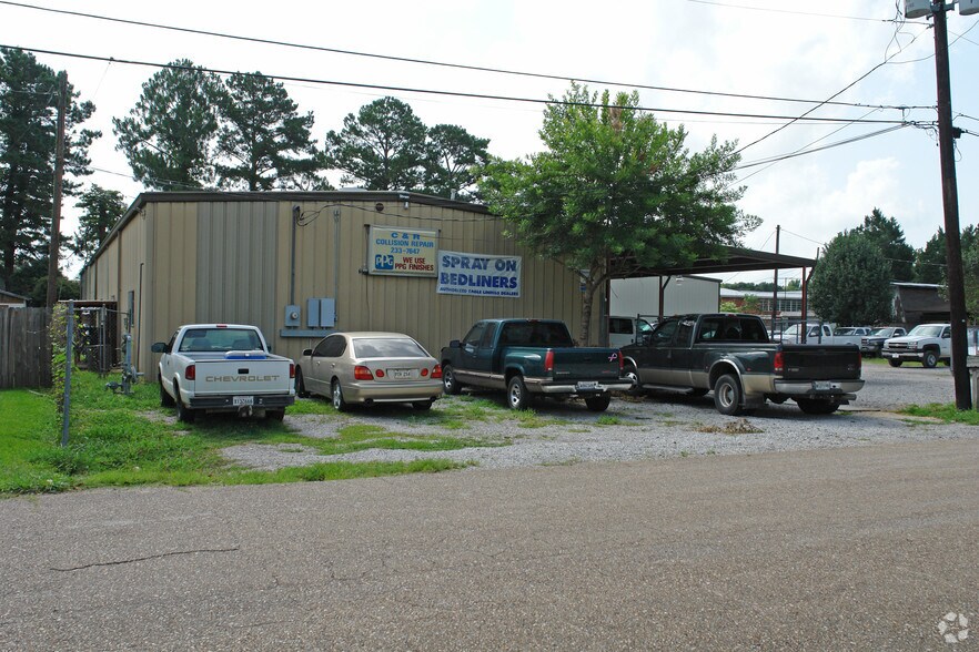 111 Cadillac St, Lafayette, LA à vendre - Photo de l’immeuble – Image 2 sur 2