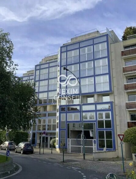 Bureau dans Suresnes à louer - Photo de l’immeuble – Image 2 sur 16